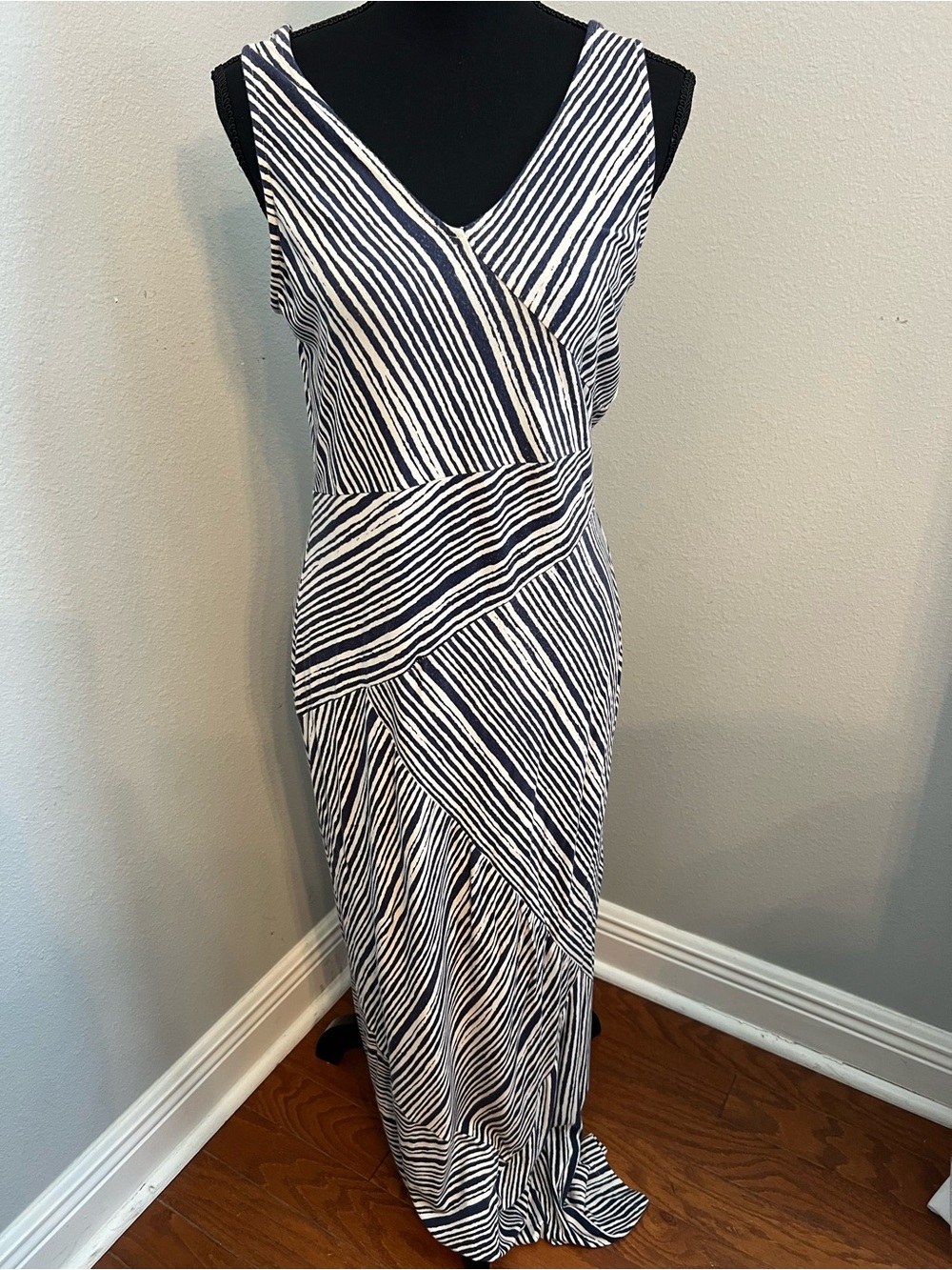 Tommy Bahama Navy and White Striped Sleeveless Maxi Dress Size M